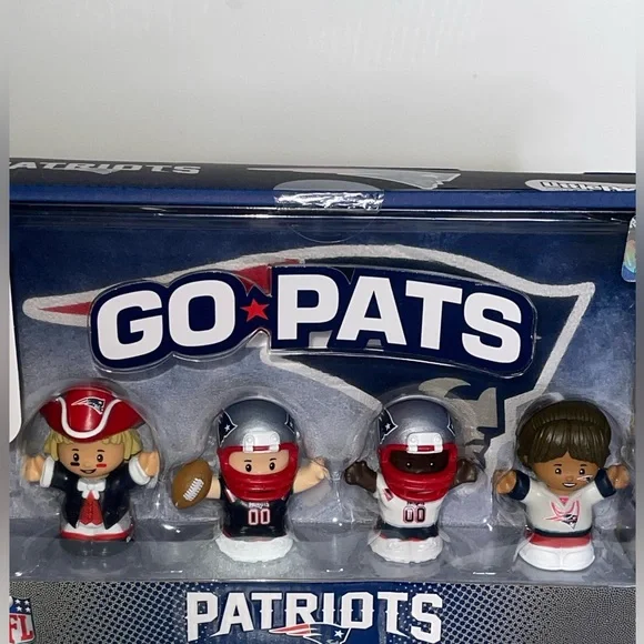 Fisher-Price Little People Collector NFL New England Patriots Series 1 Set NEW - Picture 4 of 4